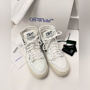 EUC  Off-White Off Court 3.0 High Top Sneaker